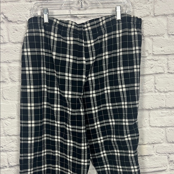 Boxercraft Men's Black and White Plaid Pajama Bottoms - Picture 7 of 8